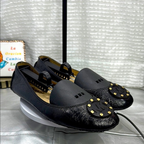 (Q7) MICHAEL KORS women's leather ballet flats, size 9M with Gold Accents - Picture 1 of 13